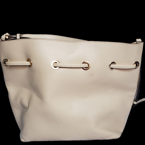 Cream leather Handbags - Picture 2 of 7